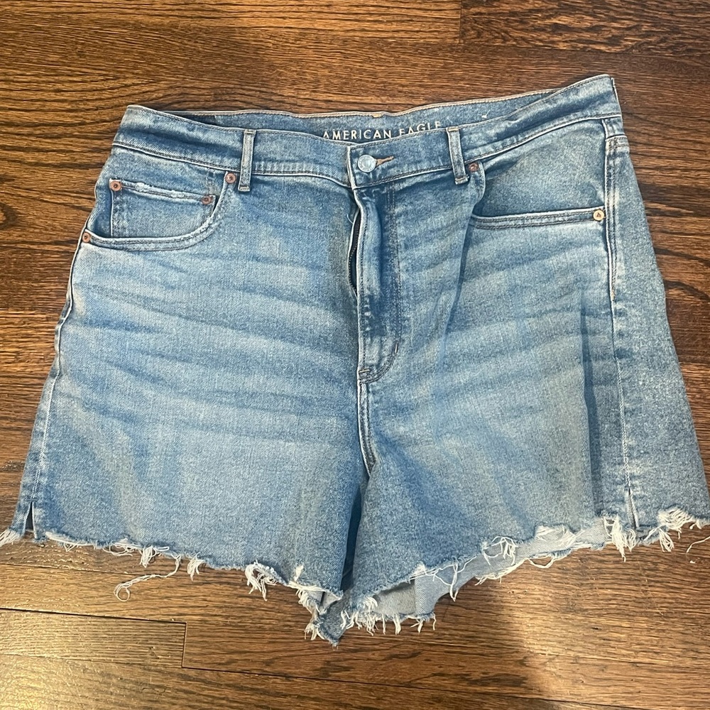 American eagle high waisted denim shorts